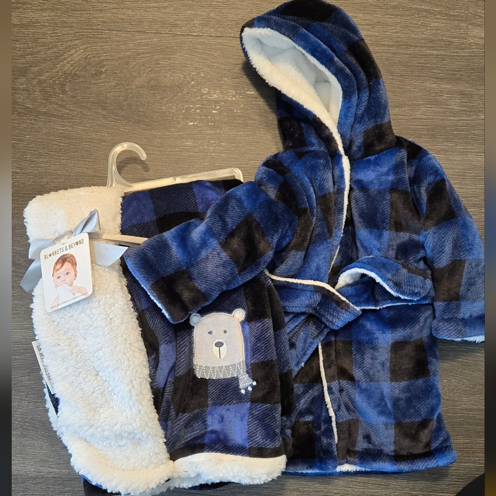 Brand new Bathrobe and wrap